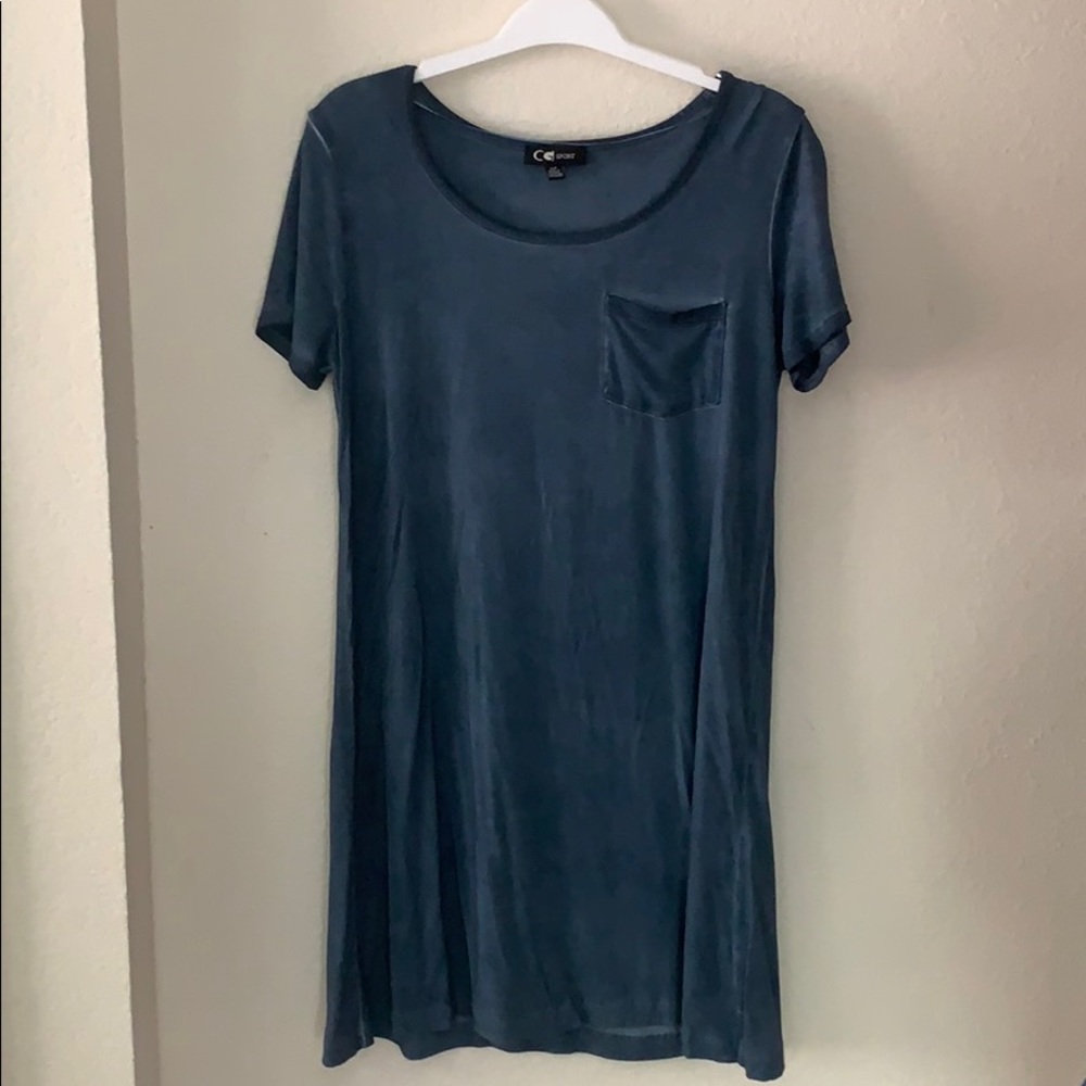 T- shirt dress